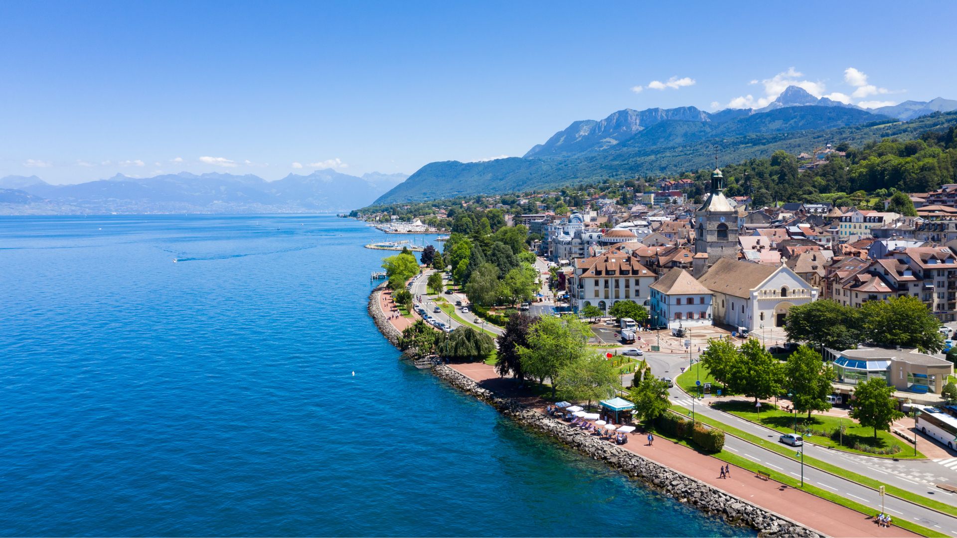 Évian-les-Bains vue du ciel